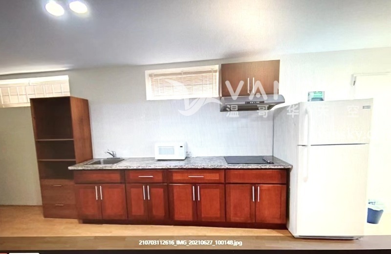 250413170608_Cornish kit.jpg